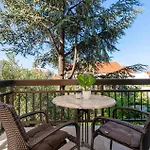Awesome Apartment In Makarska With Wifi