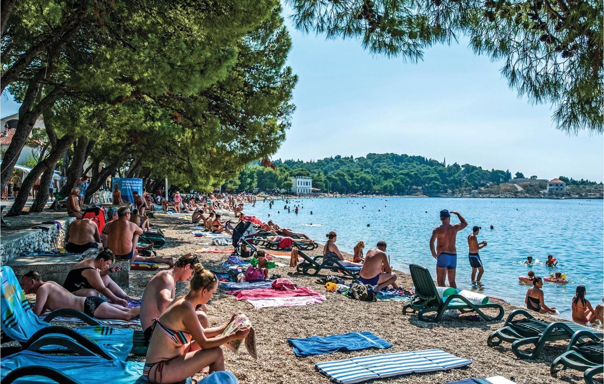 Awesome In With Wifi * Makarska